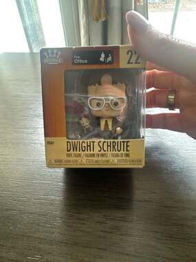 Funko Minis The Office Dwight Schrute Vinyl Figure #22